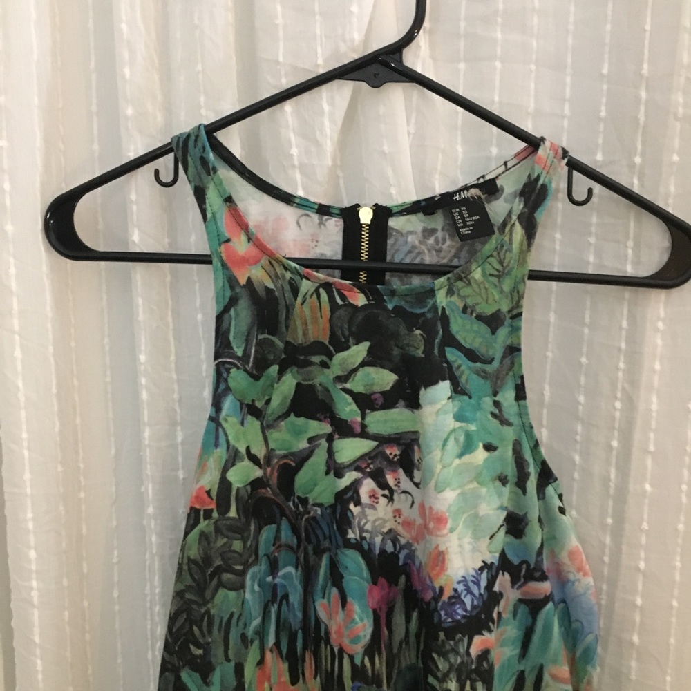 Patterned Tank - Picture 3 of 4